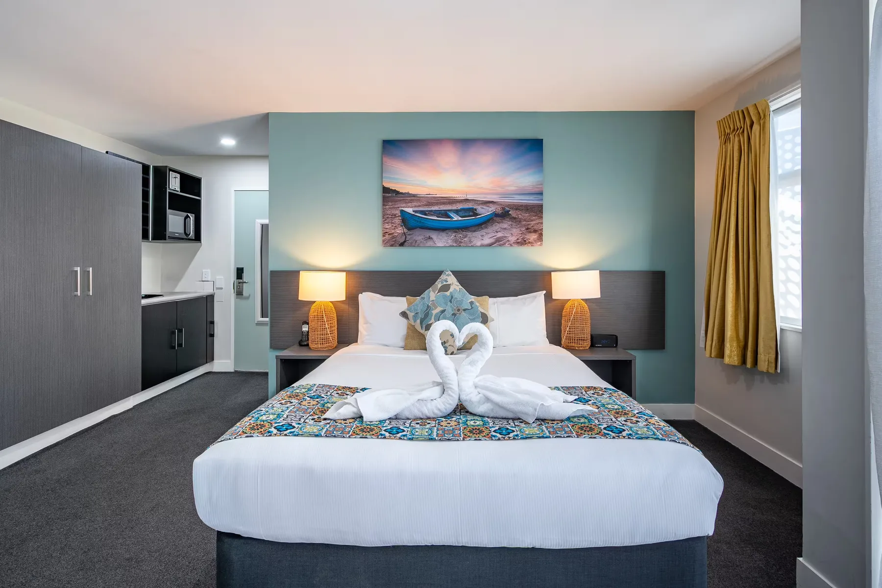 Carnmore Hotel Takapuna interior.
