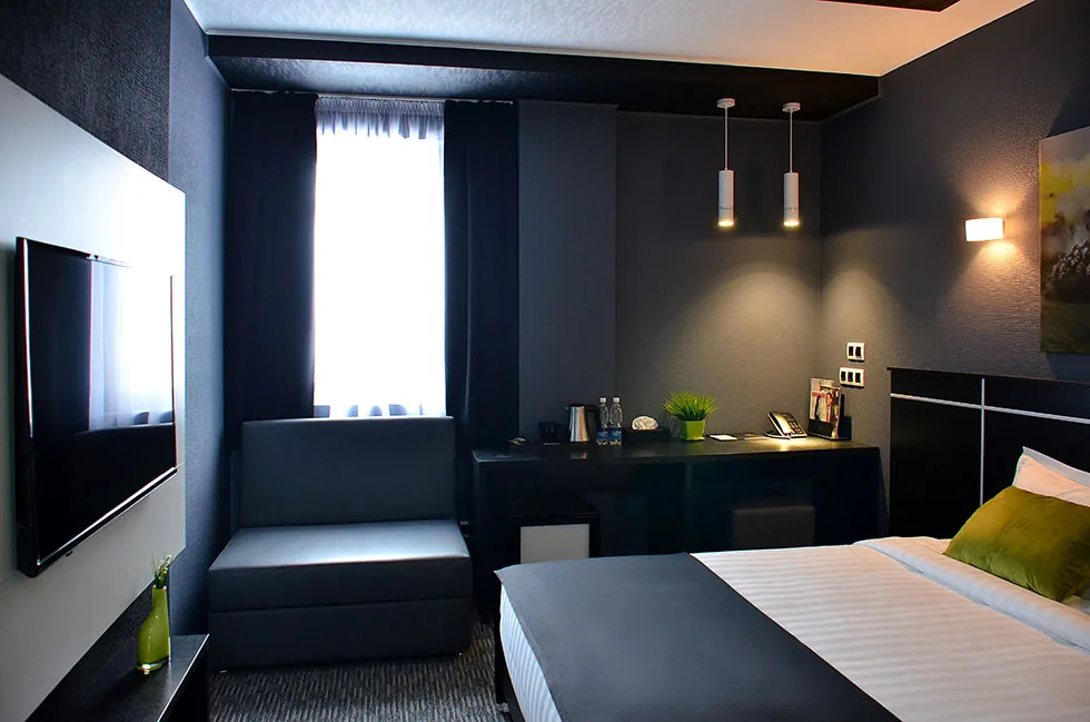 Standard room with one large bed or separate beds