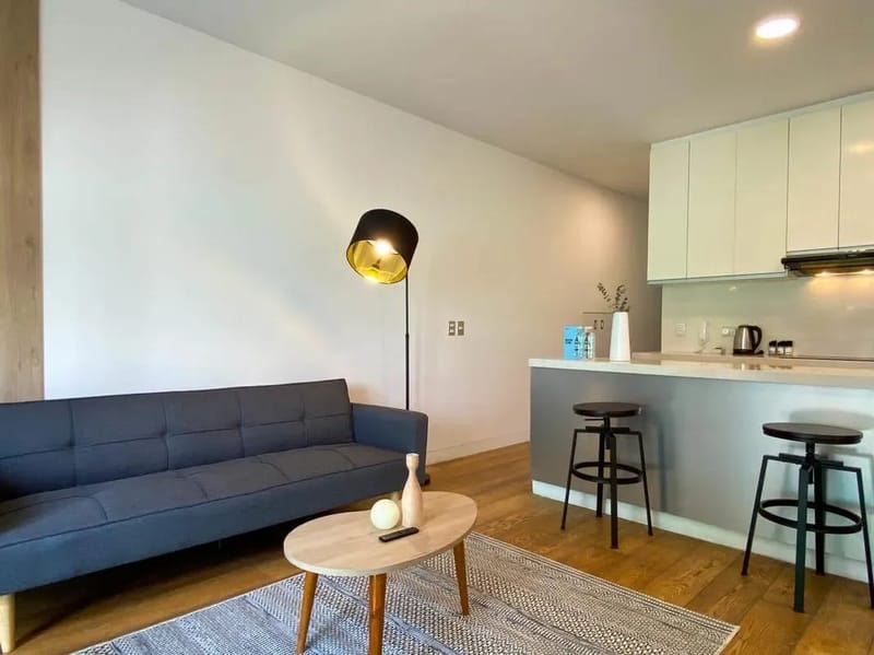 Bright 2BR Duplex with Balcony in Barranco