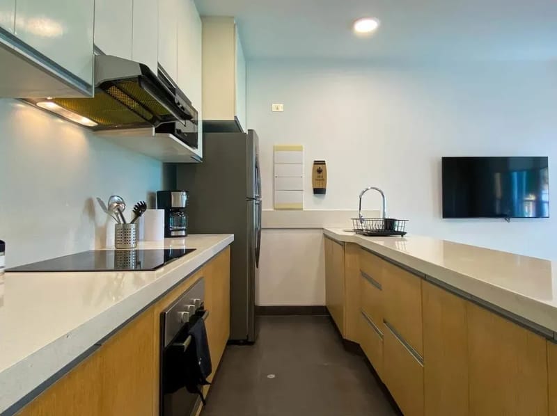 Bright 2BR Duplex with Balcony in Barranco