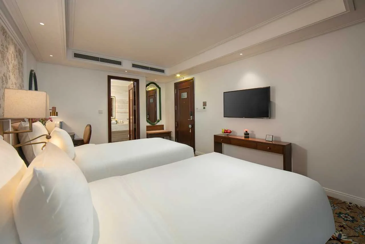 Oriental Pearl Twin Room