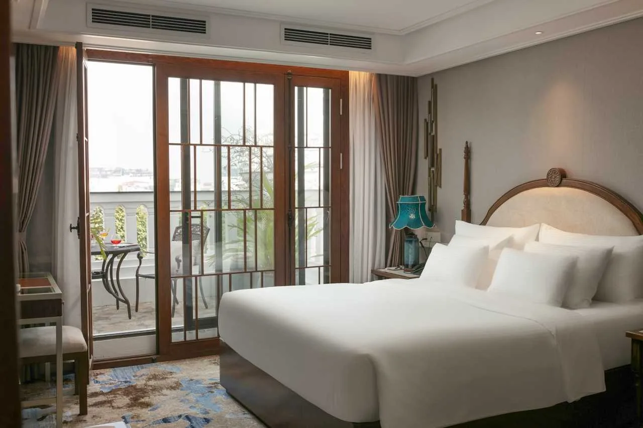 Oriental Jade Suite with Terrace