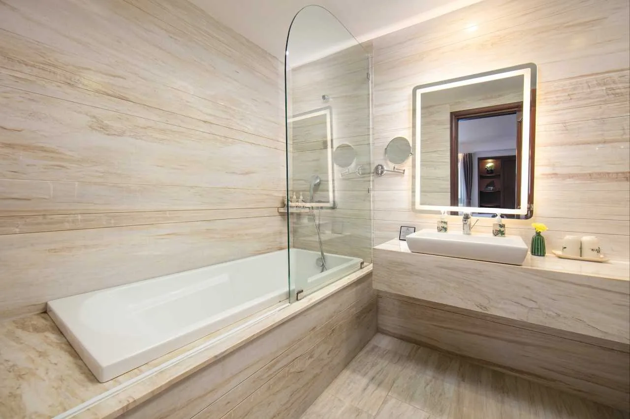 Oriental Pearl Twin Room