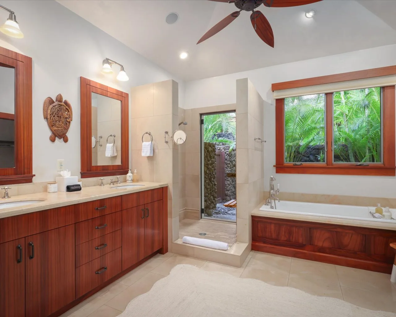 3BD Pakui Street Estate (131) at Hualalai Resort