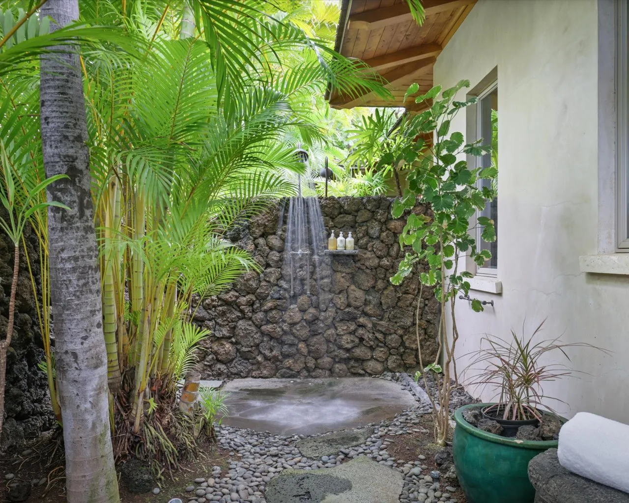 3BD Pakui Street Estate (131) at Hualalai Resort