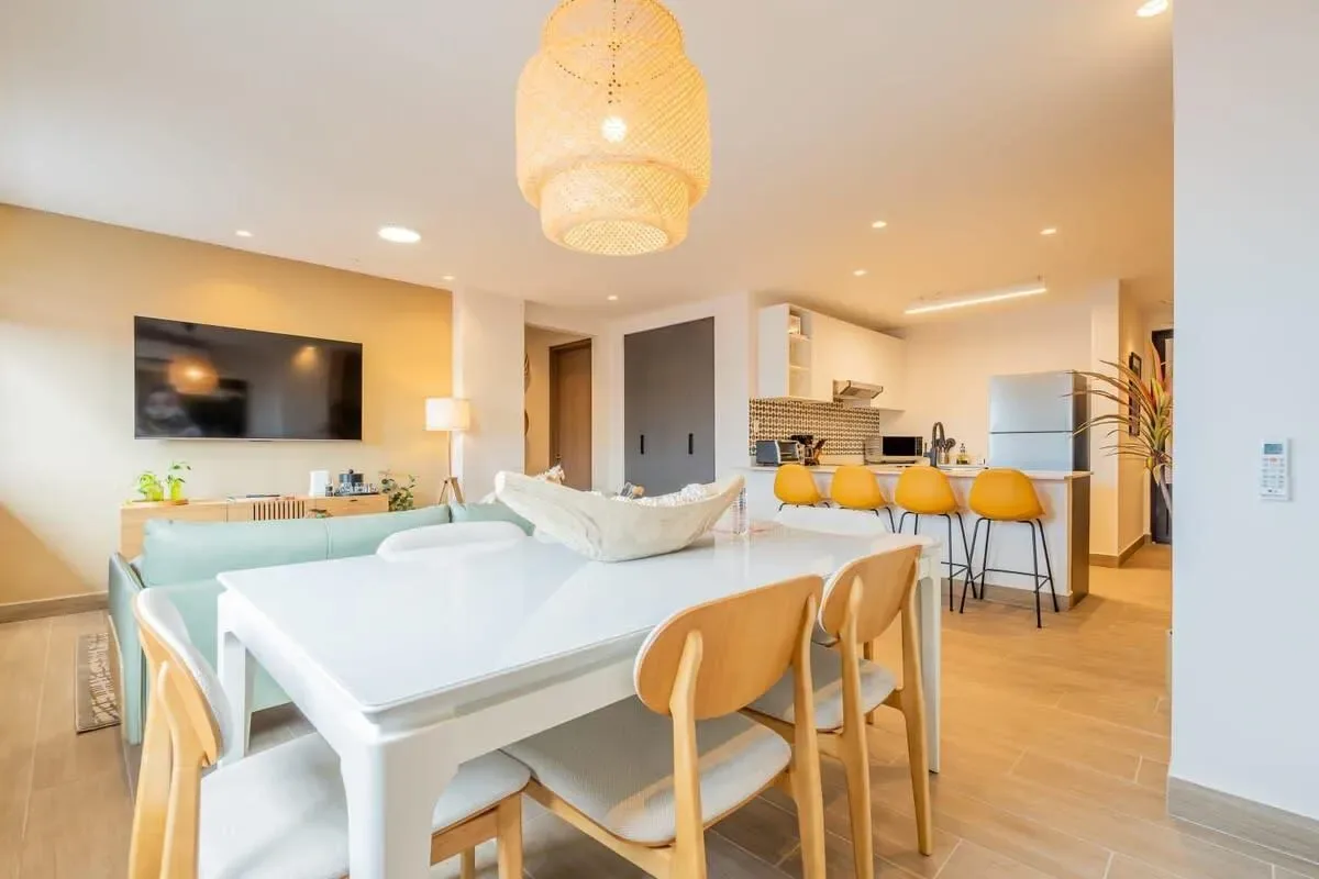 Luxury 2BR in Casco Antiguo w/ Rooftop