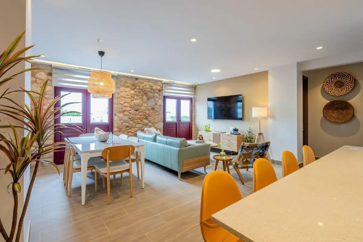Luxury 2BR in Casco Antiguo w/ Rooftop
