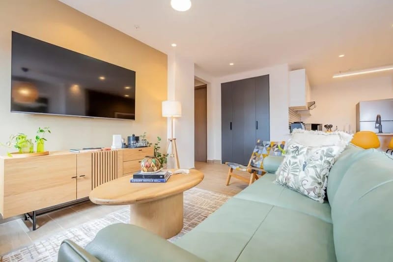 Luxury 2BR in Casco Antiguo w/ Rooftop