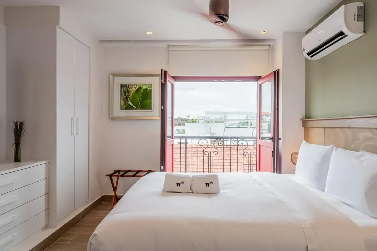 Luxury 2BR in Casco Antiguo w/ Rooftop
