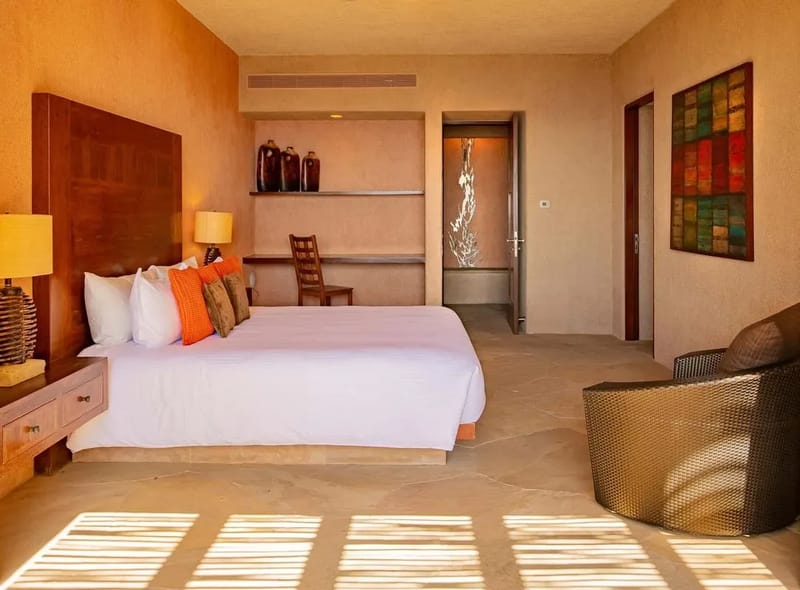 Modern 9BR Villa w/ Amazing Pool & Jacuzzi