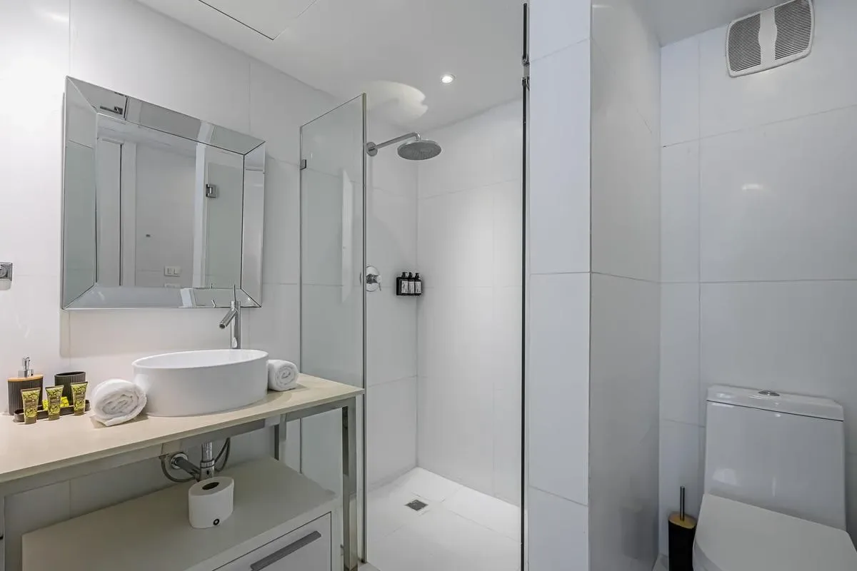 Exclusive 2BR in Marbella w/ Balcony