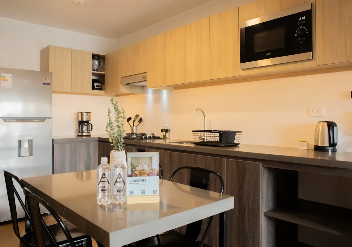 Fresh & Modern 1BR w/ Balcony in Miraflores