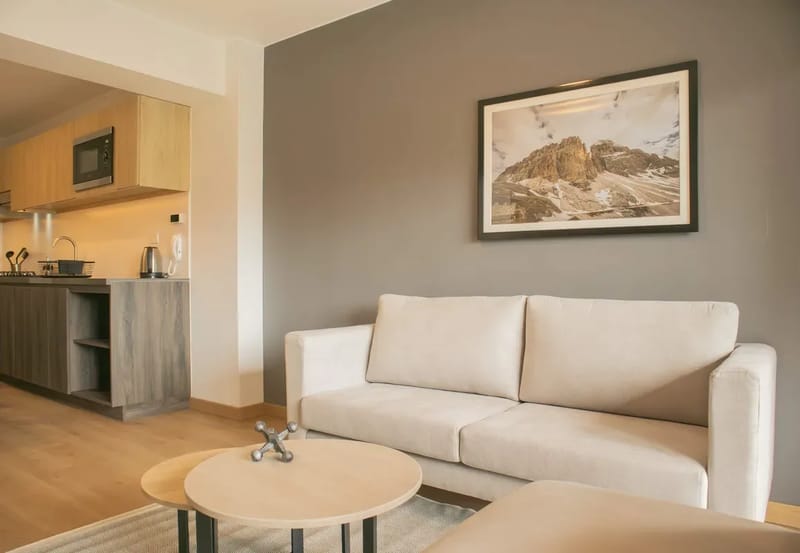 Fresh & Modern 1BR w/ Balcony in Miraflores