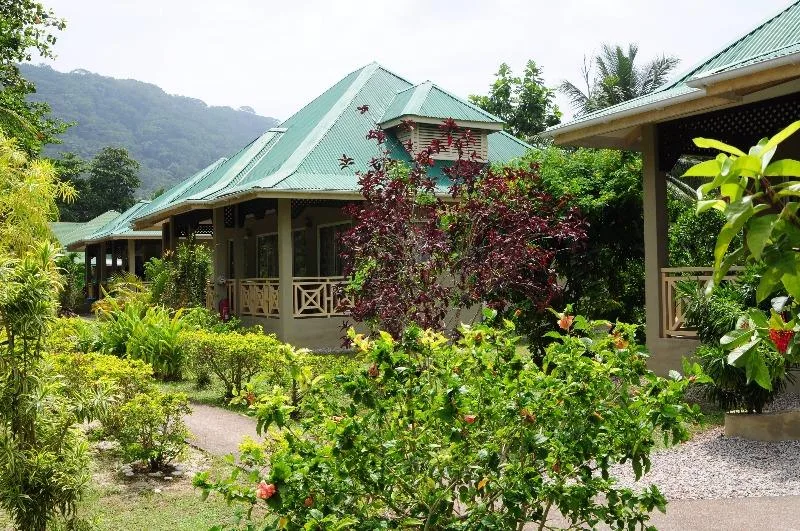 Jardín y exterior