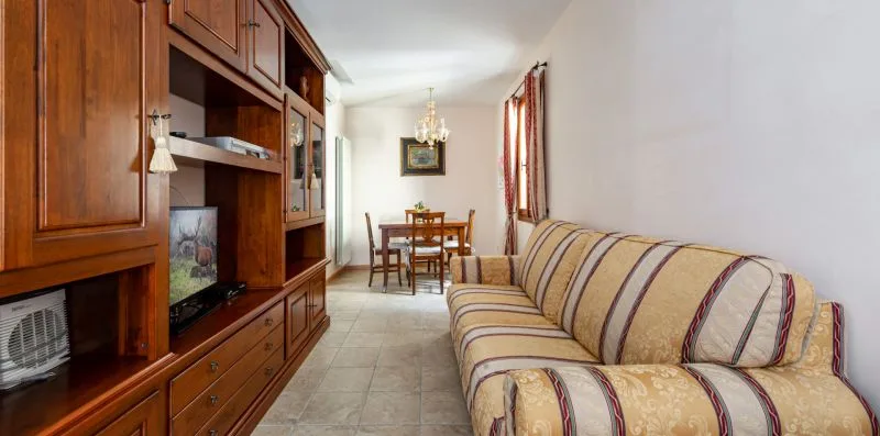 GuestHost - Arsenale Duplex Apartment