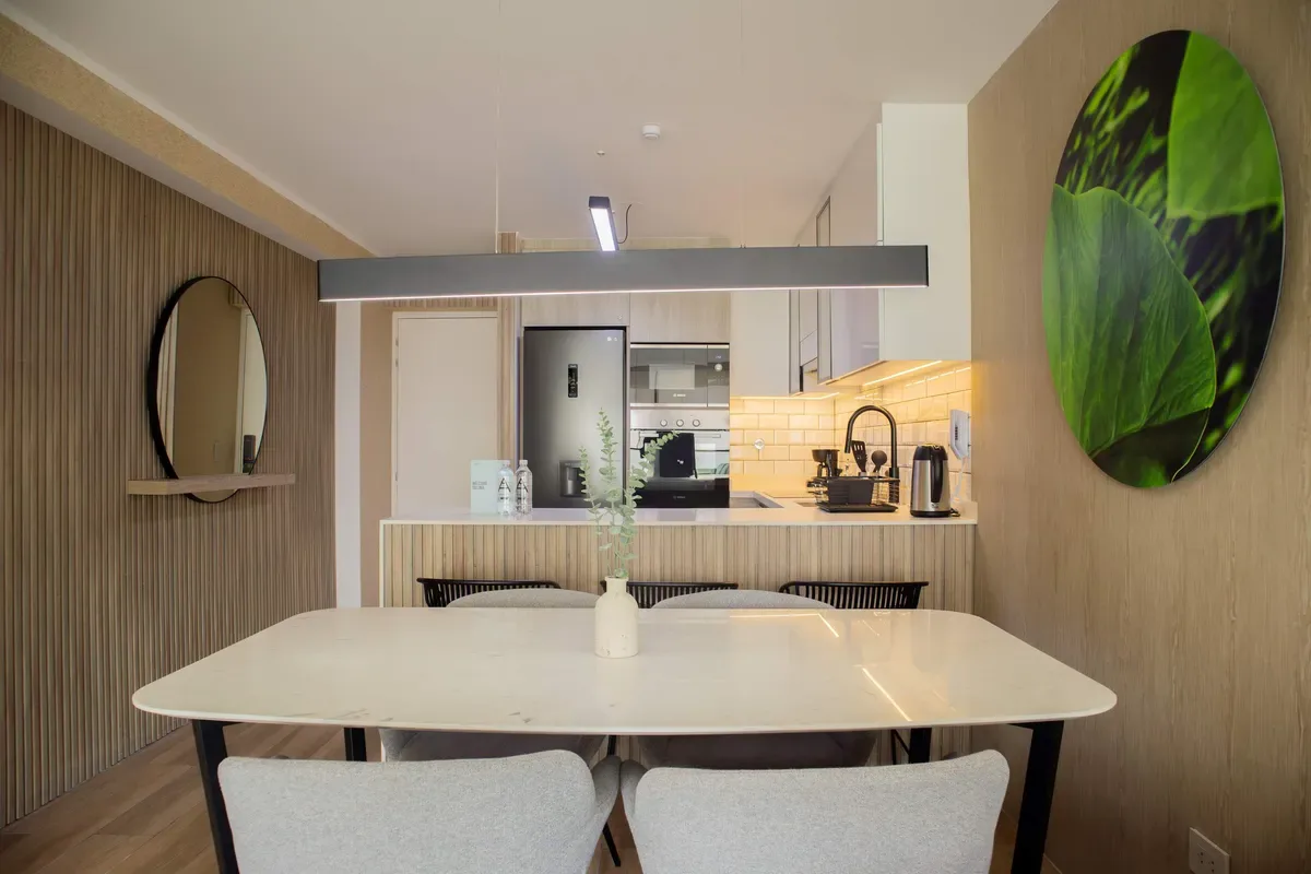 3BR w Balcony near Malecon in Miraflores