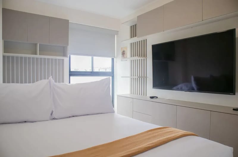 3BR w Balcony near Malecon in Miraflores