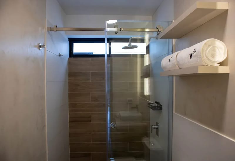 3BR w Balcony near Malecon in Miraflores