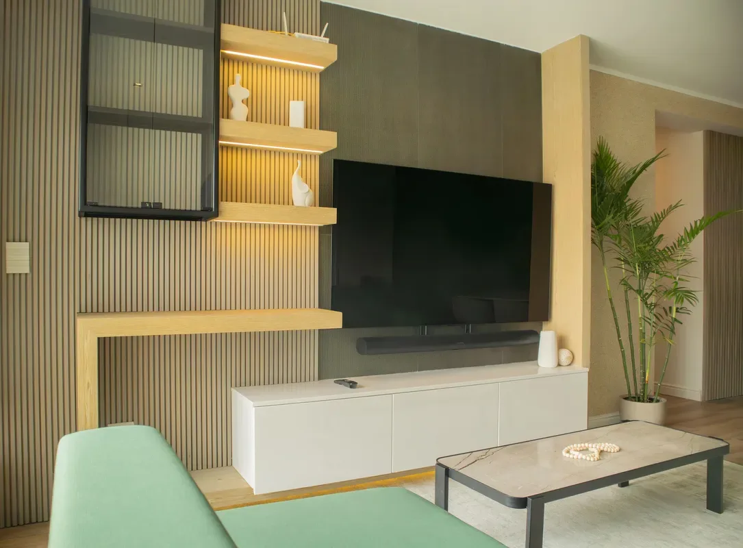 3BR w Balcony near Malecon in Miraflores