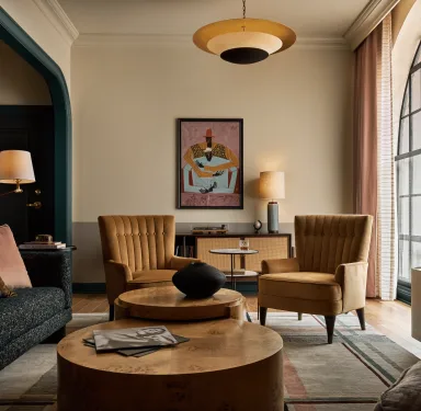 Fidelity Hotel interior