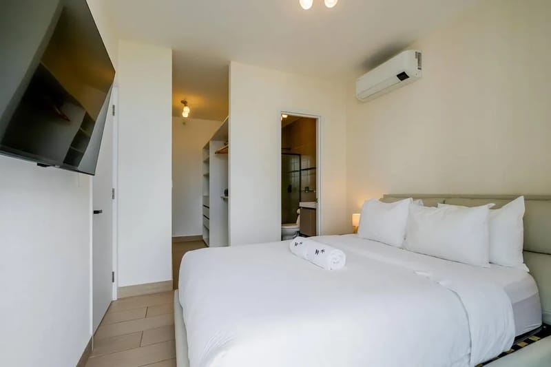 Deluxe 1BR in San Francisco w/ Balcony