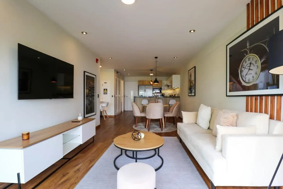 Remarkable 1BR with Balcony in Miraflores