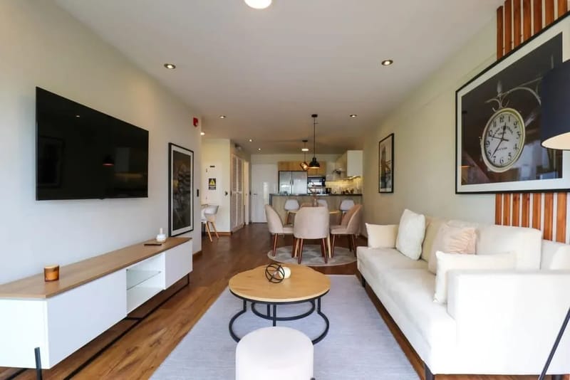 Remarkable 1BR with Balcony in Miraflores