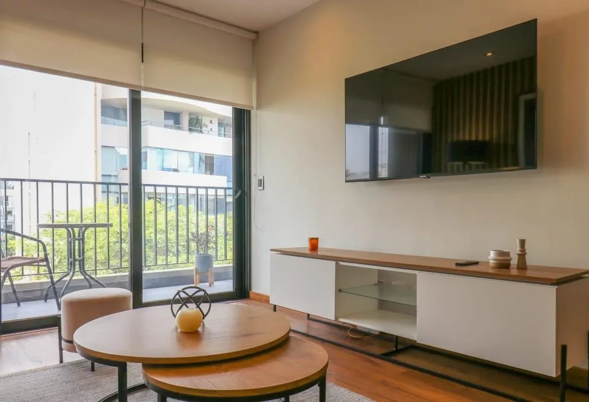 Remarkable 1BR with Balcony in Miraflores
