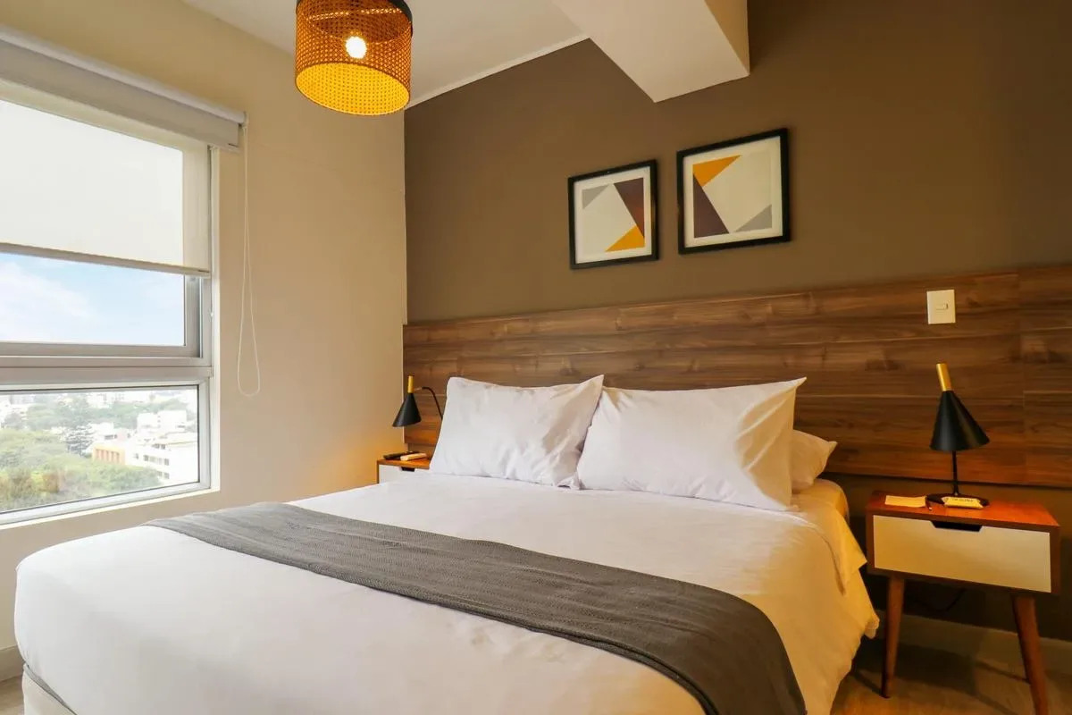 Fantastic 2BR w/ modern balcony in Miraflores
