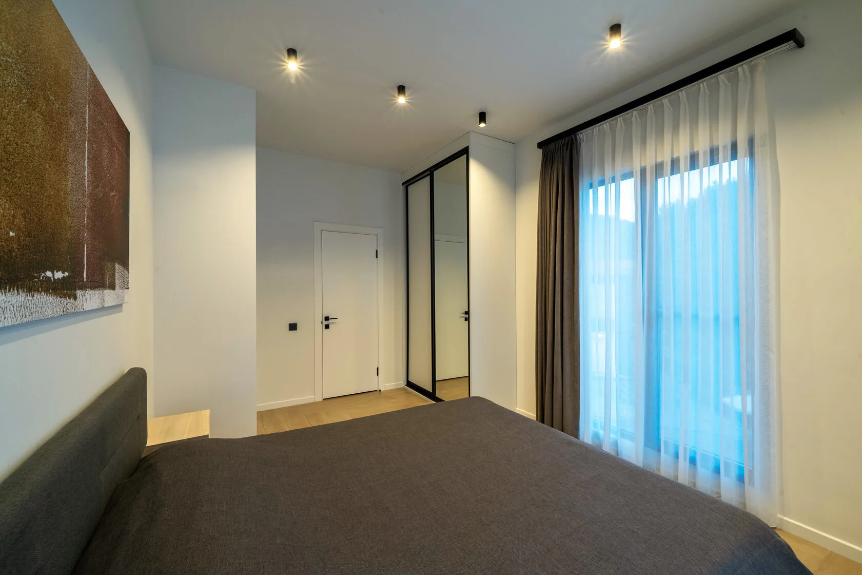 Aurora Luxe property photo