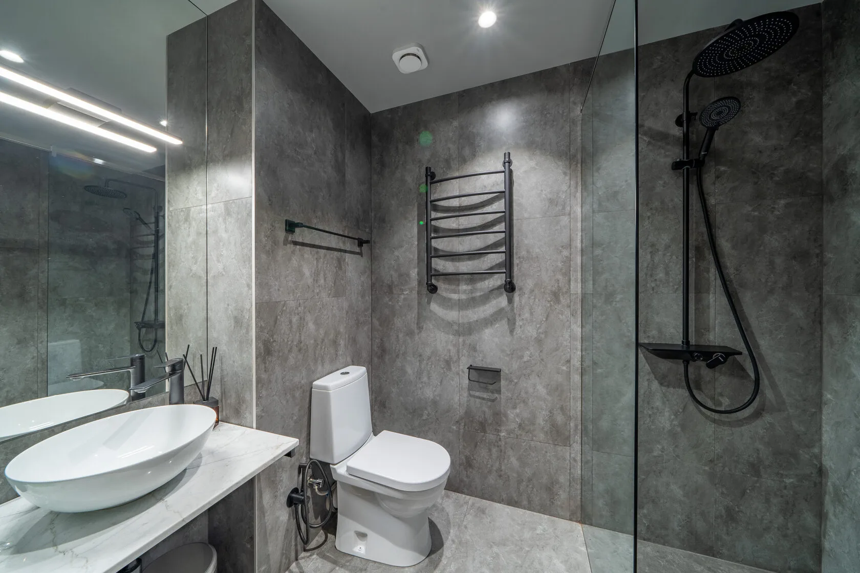 Aurora Luxe property photo