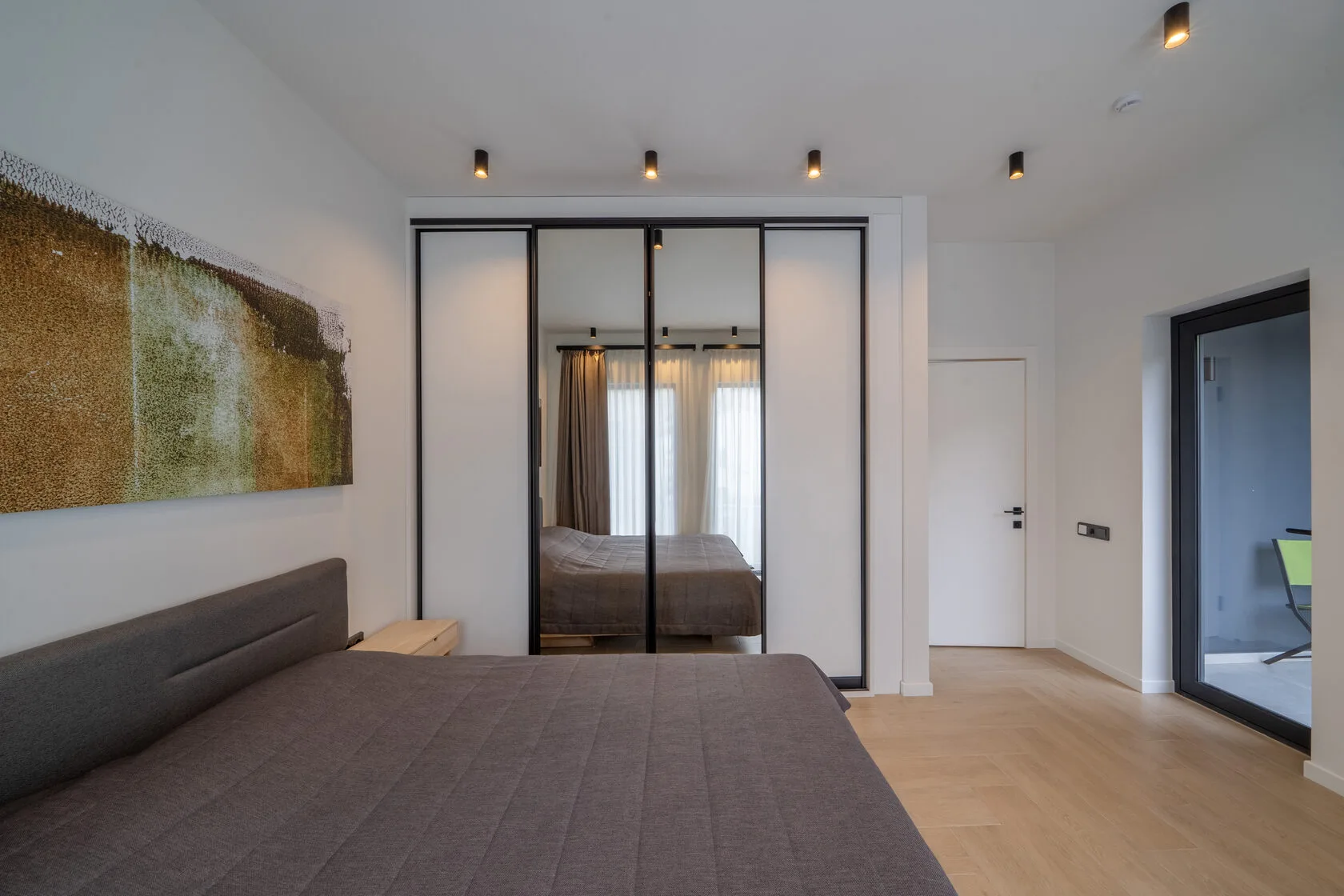 Aurora Luxe property photo