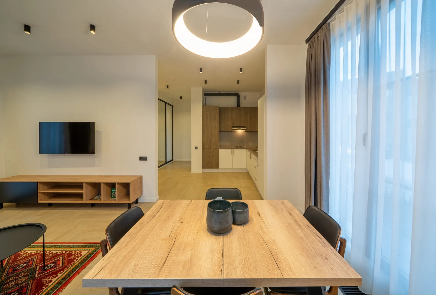 Aurora Luxe property photo