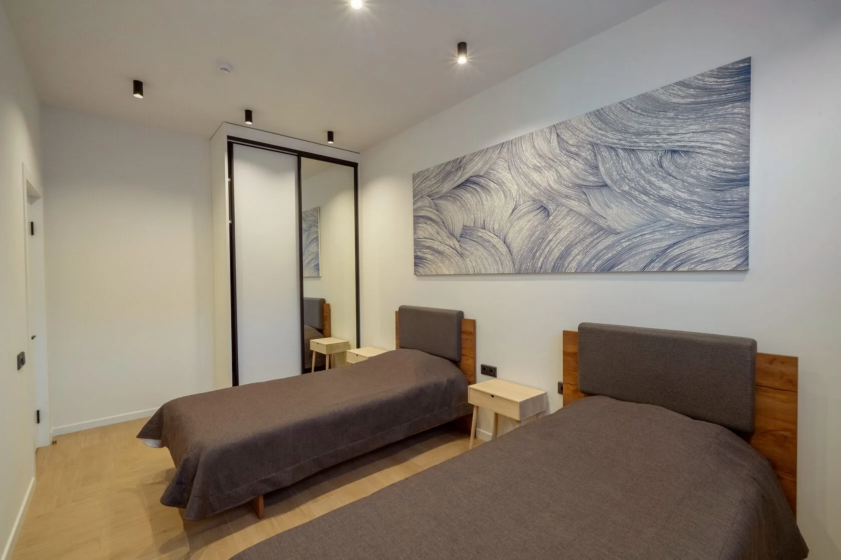 Aurora Luxe property photo