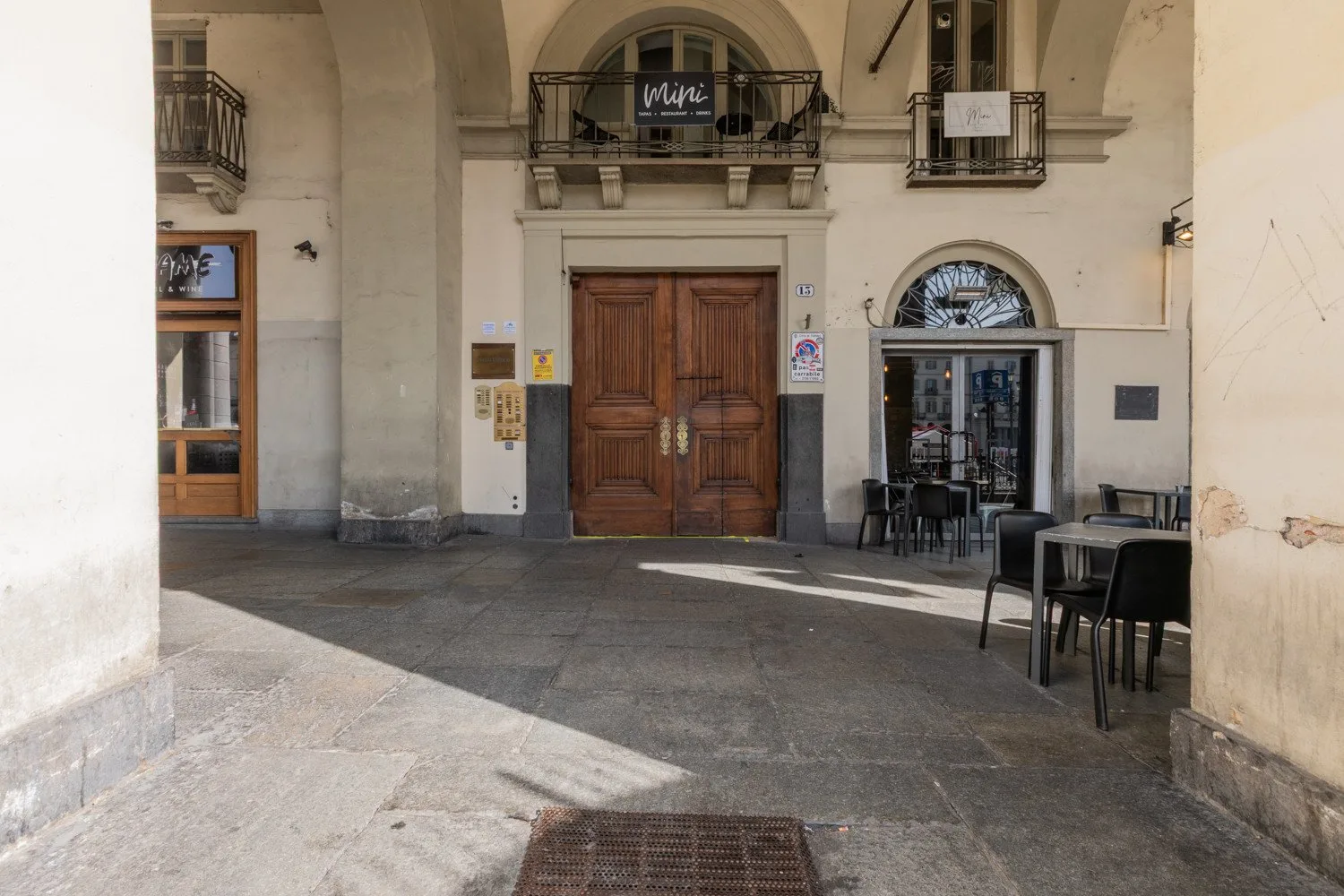 Vittorio Place