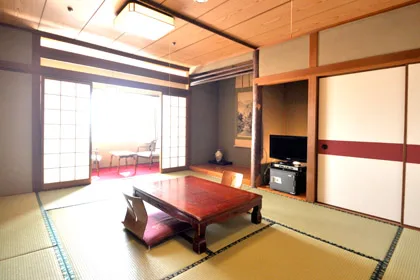 Example of a south-wing Japanese-style room