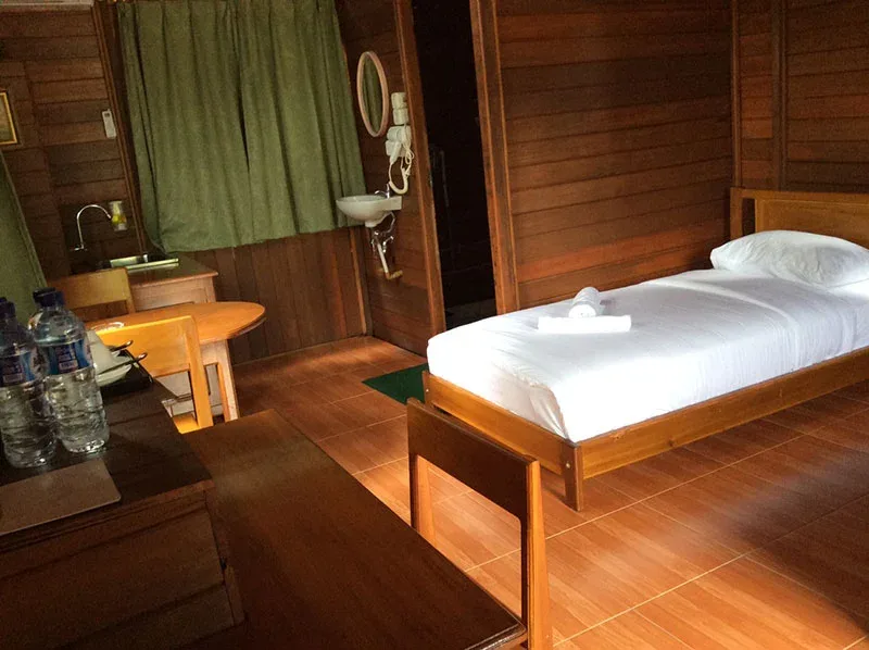 Cassia room