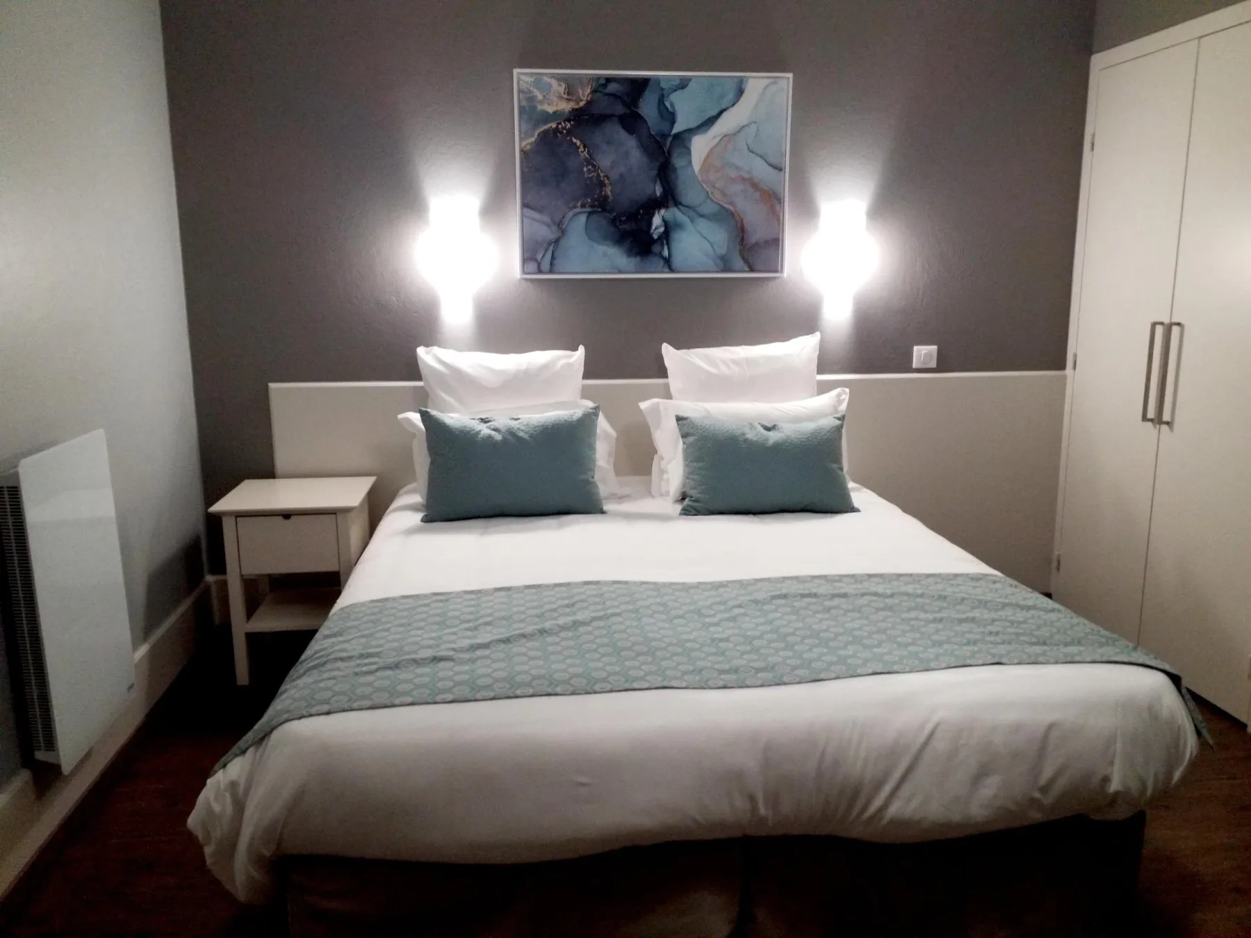 Quadruple room