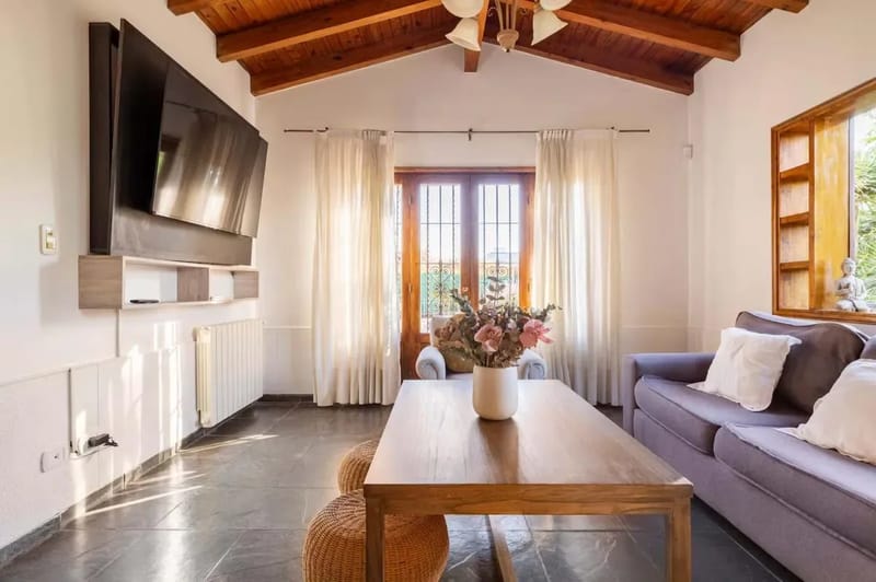 Stylish 2BR Home with Air Conditioning