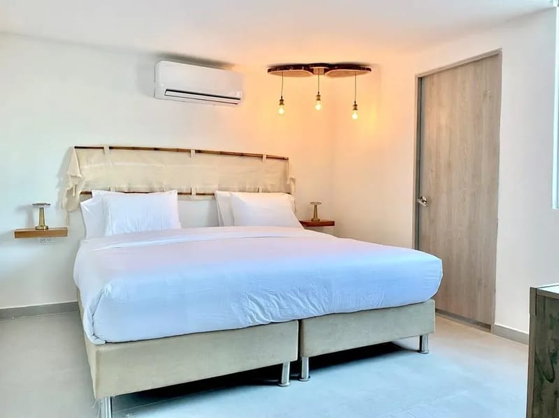 Chic 2BR w/ Balcony n AC in Bocagrande