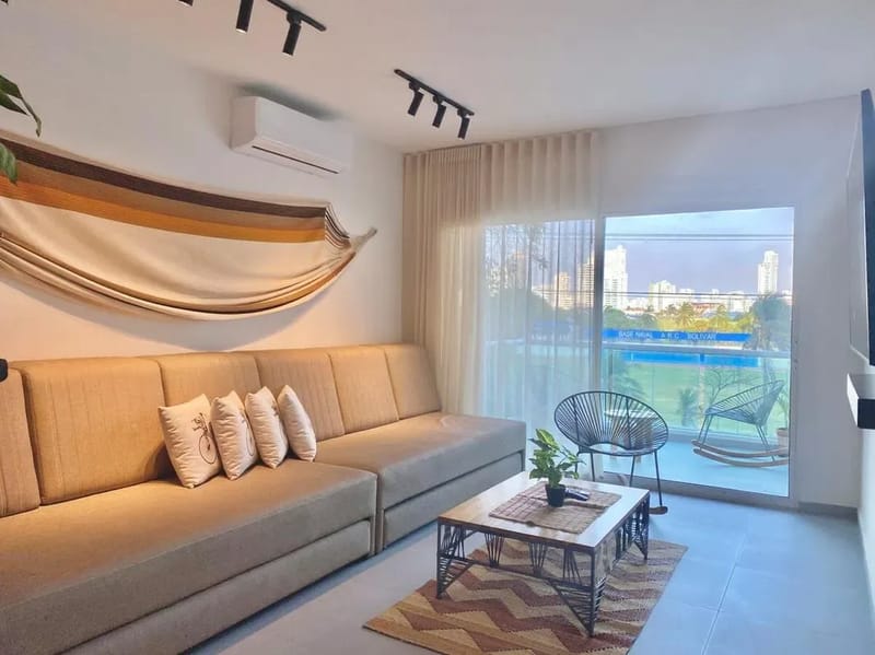 Chic 2BR w/ Balcony n AC in Bocagrande