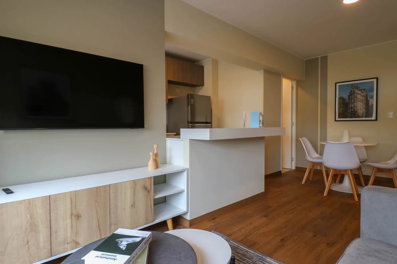 Glorious 2BR w/ Perfect Balcony Near Kennedy Park