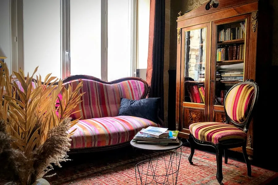 Lounge with bookcase