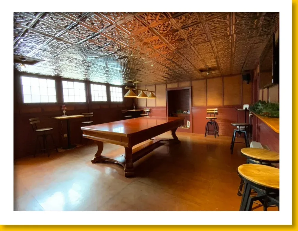 Pool room