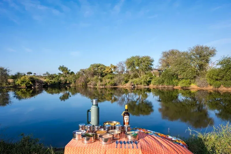 Coffee break on a game drive