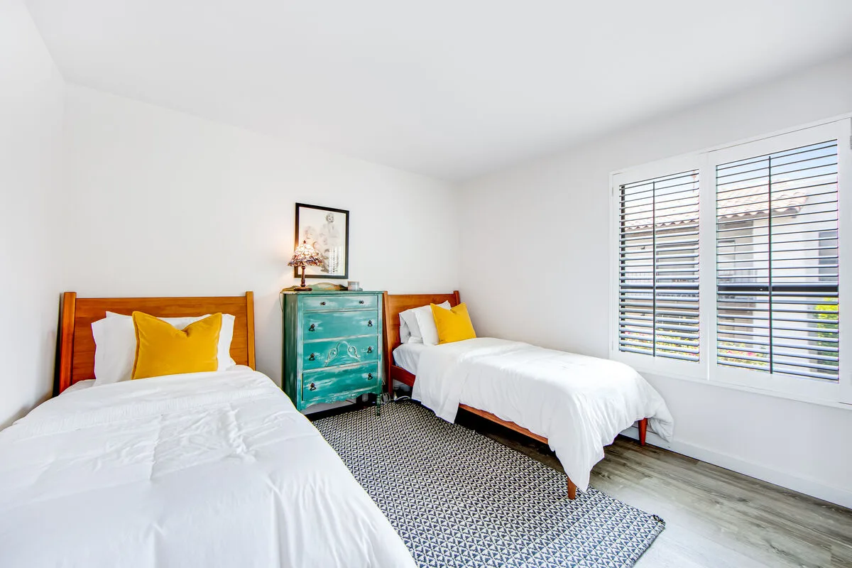 Mountain View Modern Condo - 4340