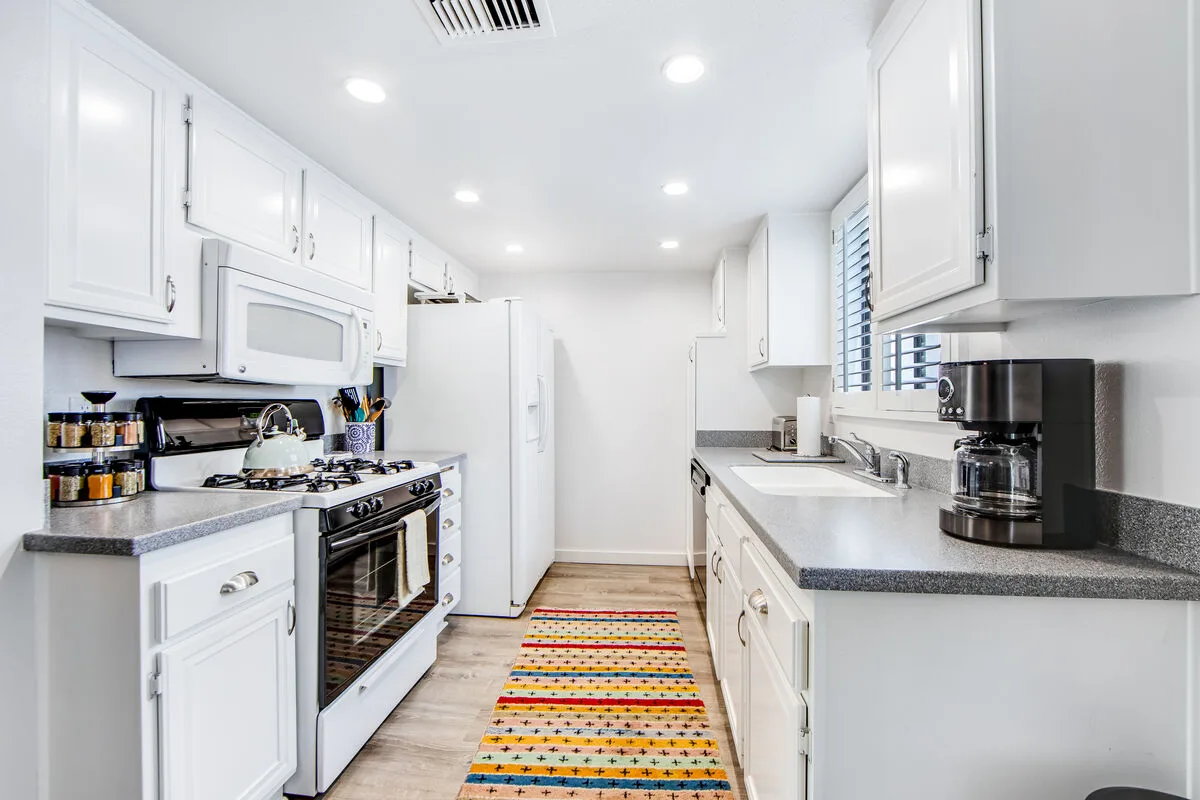 Mountain View Modern Condo - 4340