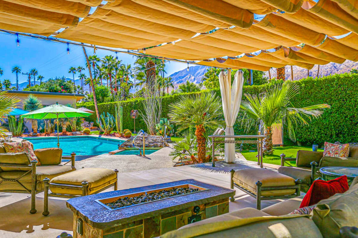 Palm Paradise - 2882