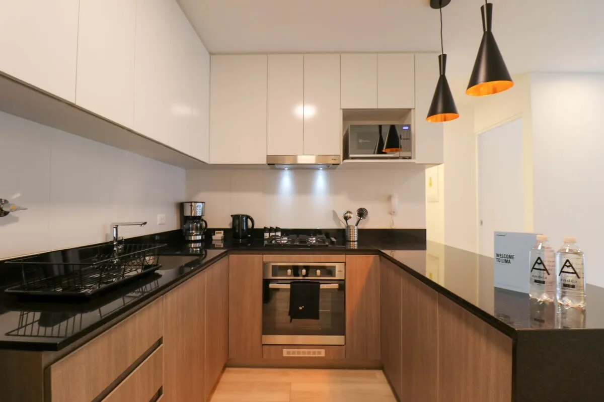 Enchanting 2BR with Balcony in Miraflores