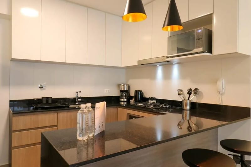 Enchanting 2BR with Balcony in Miraflores